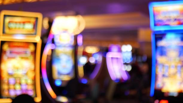 lunas33 login live-dealer blackjack table on mobile screen